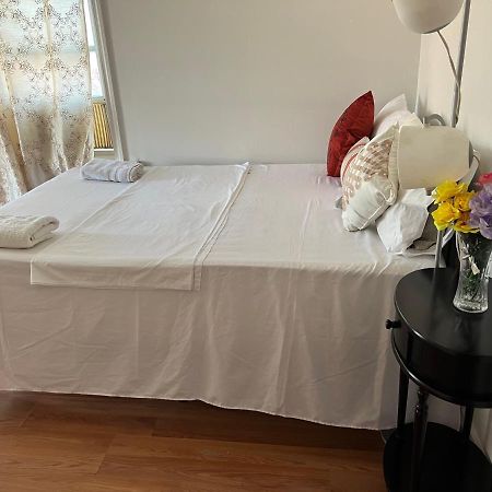 Affordable Room In Queens นิวยอร์ก ภายนอก รูปภาพ