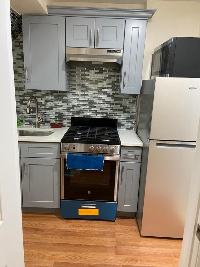 Affordable Room In Queens นิวยอร์ก ภายนอก รูปภาพ
