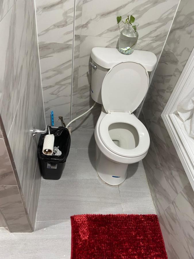 Affordable Room In Queens นิวยอร์ก ภายนอก รูปภาพ